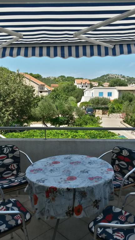 Apartments Sonja Murter Croatia Luaran gambar